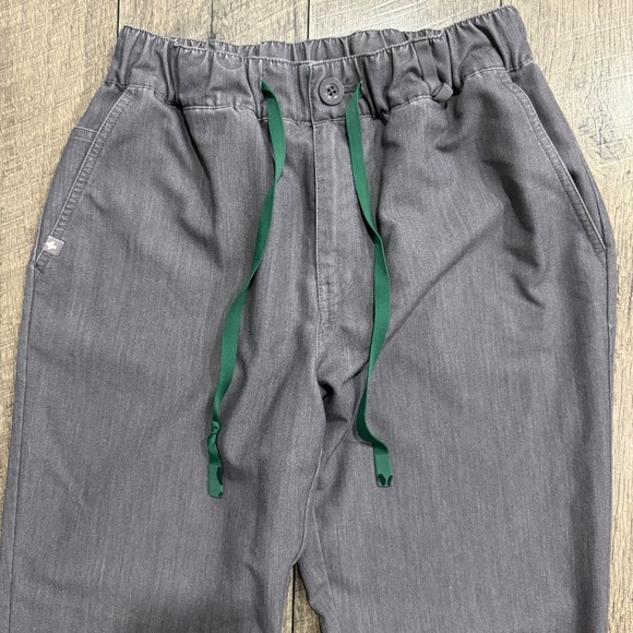FIGS Livingston Basic Scrub Pants Womens Sz S Graphite Gray Technical Collection - Picture 2 of 10